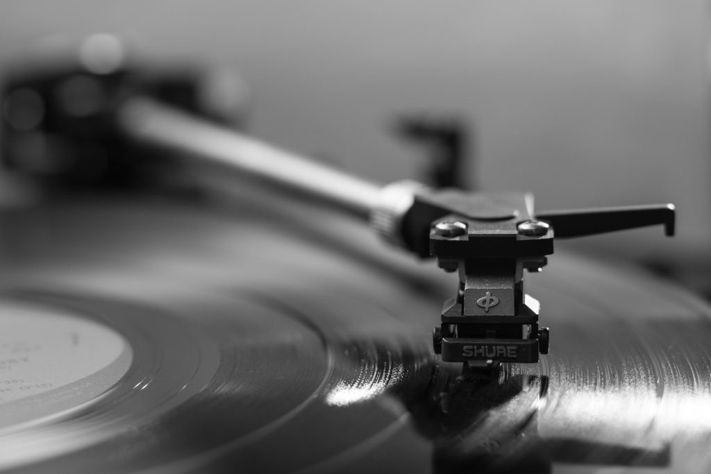 Prečo gramofóny a vinylové platne znova prišli do módy?