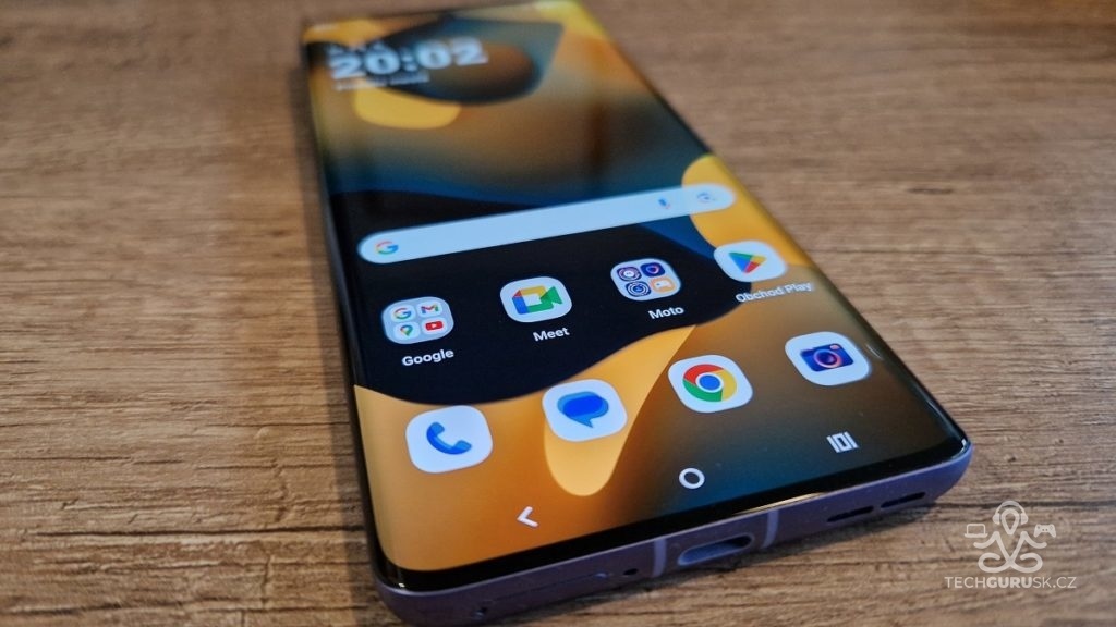 TEST: Motorola moto edge 50 Pro. Dynamický dizajn, výborný foťák a bleskové nabíjanie