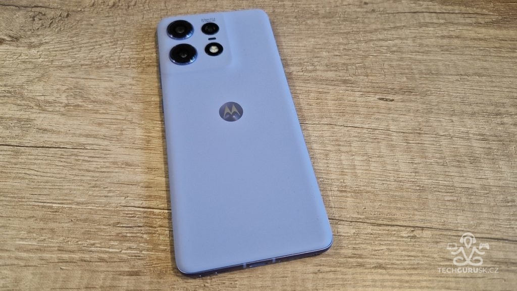 TEST: Motorola moto edge 50 Pro. Dynamický dizajn, výborný foťák a bleskové nabíjanie