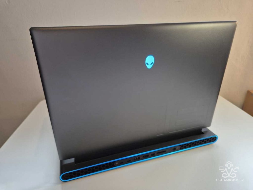 RECENZIA: Špičkový Alienware 18r2. Kúpil by si ho Sheldon?