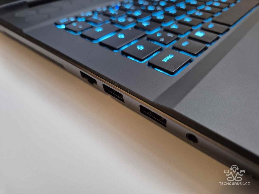 RECENZIA: Špičkový Alienware 18r2. Kúpil by si ho Sheldon?